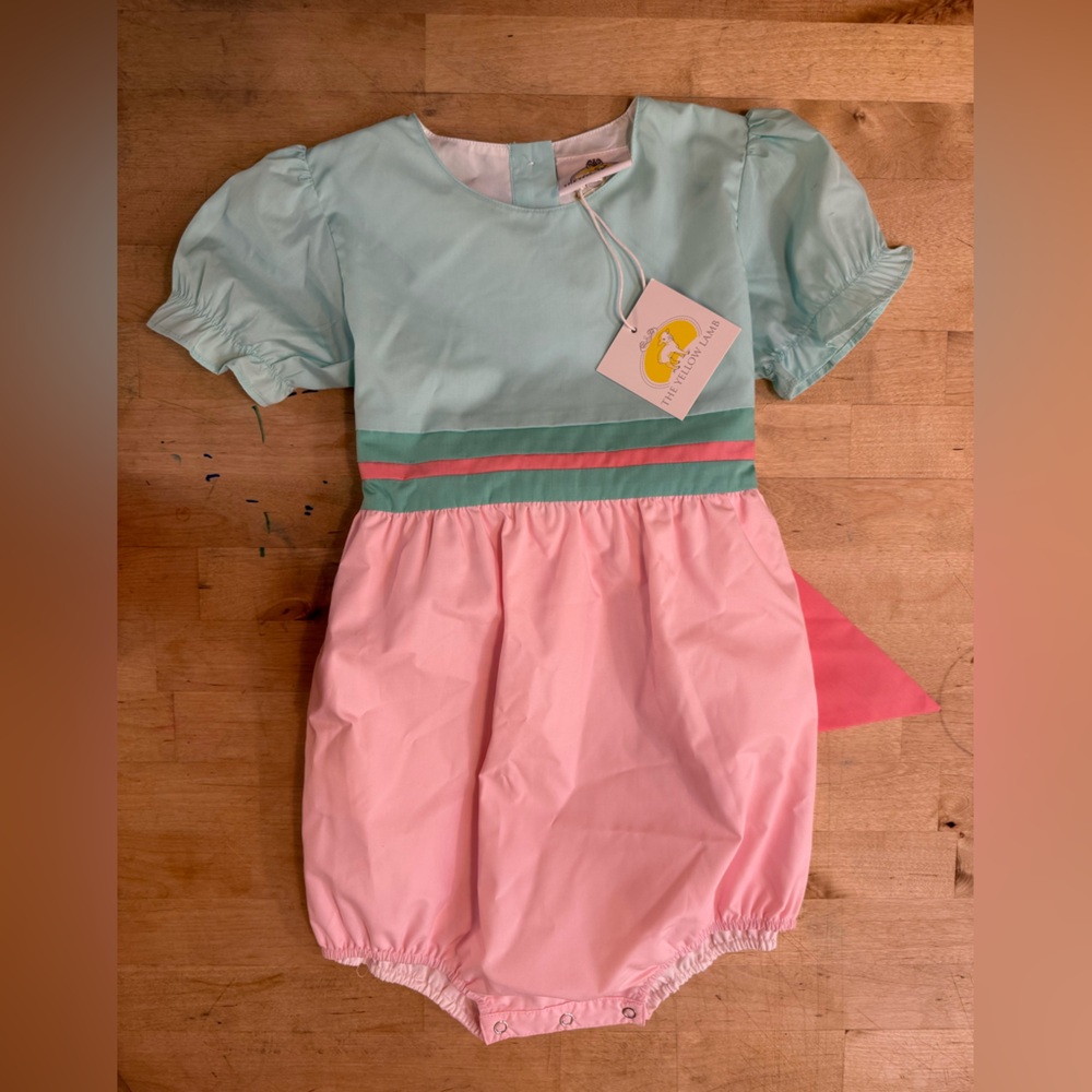 NWT Mint and Pink Bubble with Bow